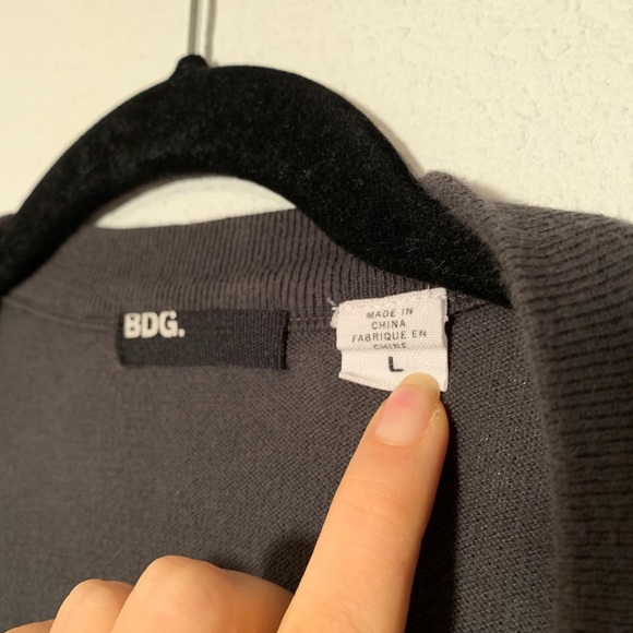 UO BDG Gray and White Striped Button Up Cardigan - Picture 4 of 5